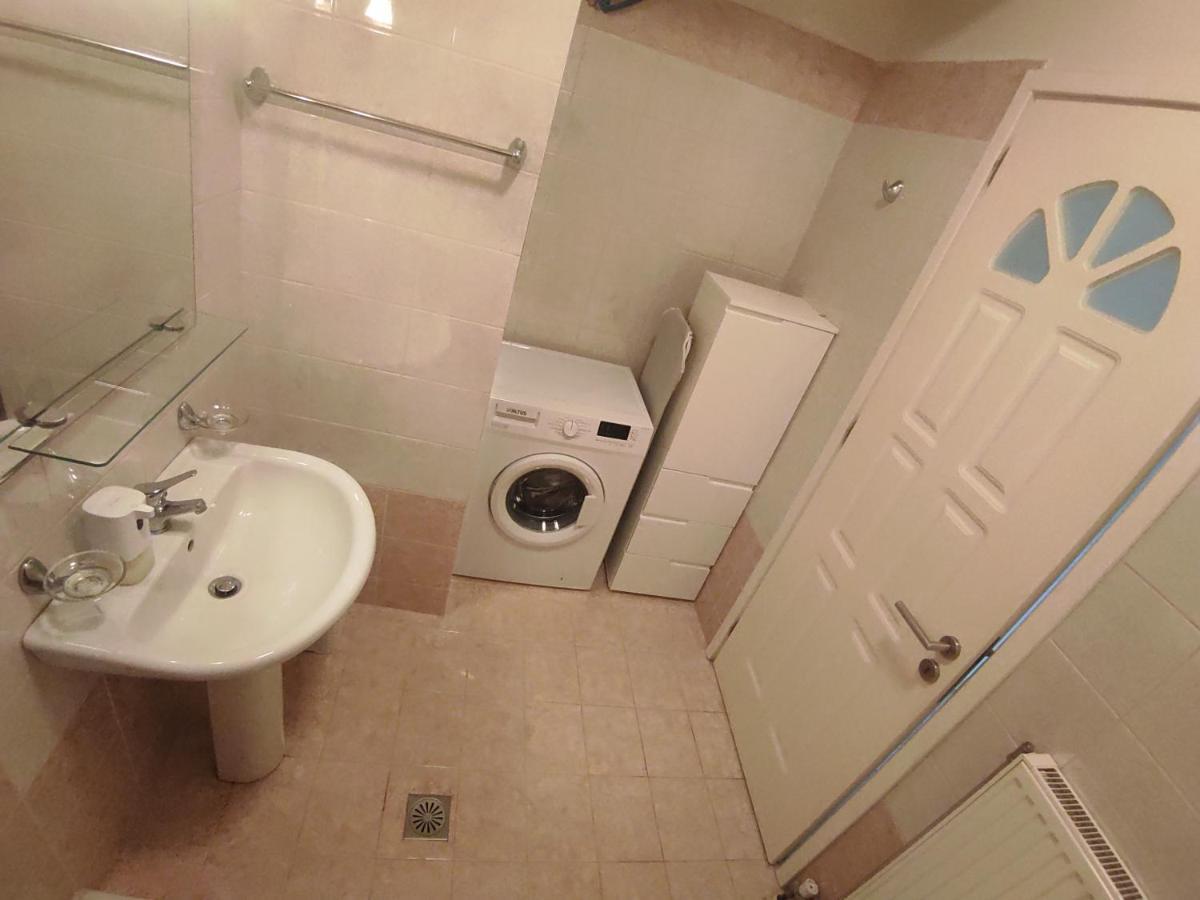 Nickthegreekapartment Galatás エクステリア 写真